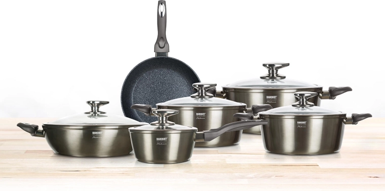Glass lids for an overview while cooking