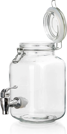 Vzvodni pokrov s tesnim zapiranjem