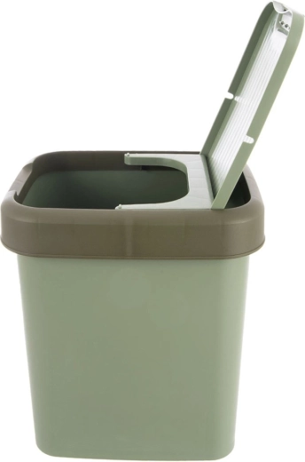 Preklopni pokrov za udobno odlaganje