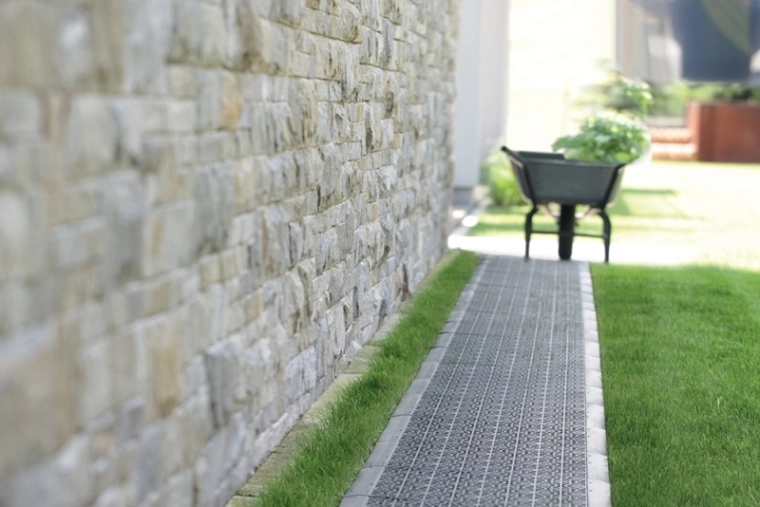 Enostavno modularno spajanje brez orodja