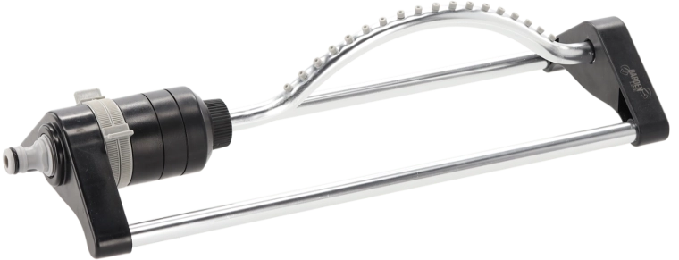 Vrtni oscilacijski zalivalnik z nastavljivim dosegom