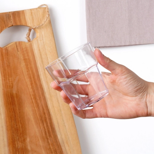 Udoben oprijem in eleganten dizajn