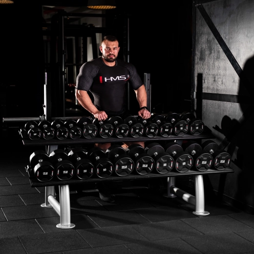 Širok razpon tež za napredek