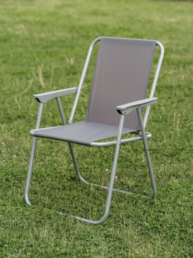 Udobno sedenje z naslonoma za roke