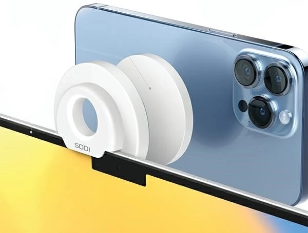 Magnetno pritrditev MagSafe za stabilno namestitev