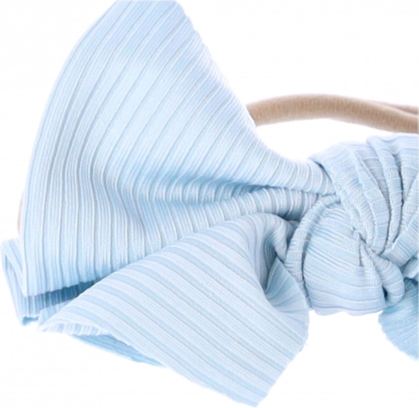 Distinctive blue bow