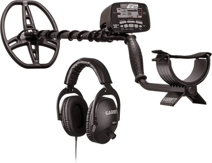 Iron Audio in 40 stopenj diskriminacije