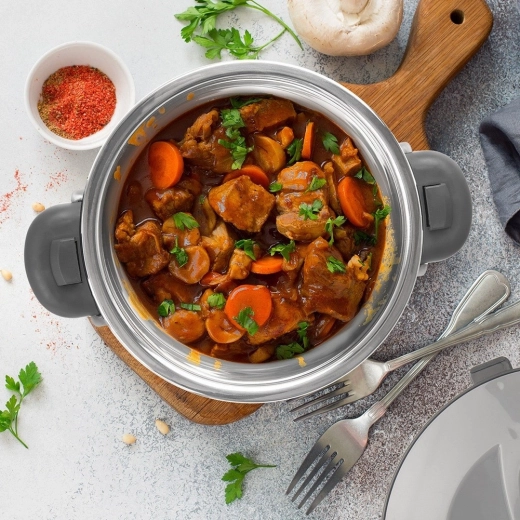 Varno prenašanje zahvaljujoč čvrstim ročajem