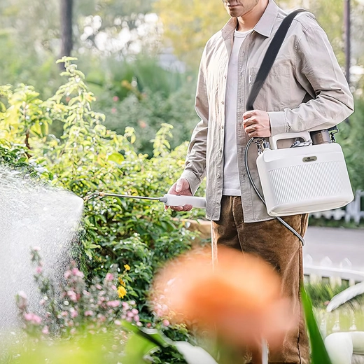 Prenosen dizajn z ramenskim trakom