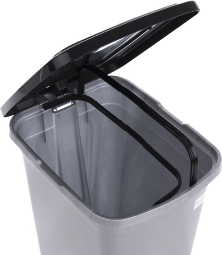 Držala za vrečke v notranjosti koša