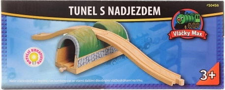 Maxim leseni tunel z nadvozom