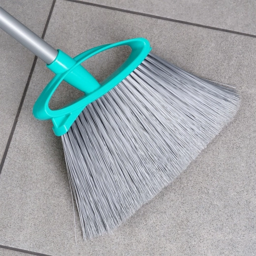 Profilirana glava za kote in robove