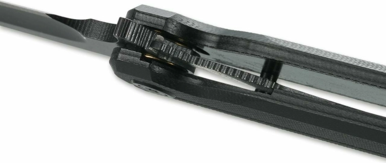 Varno zadrževanje rezila z varovalom Liner Lock