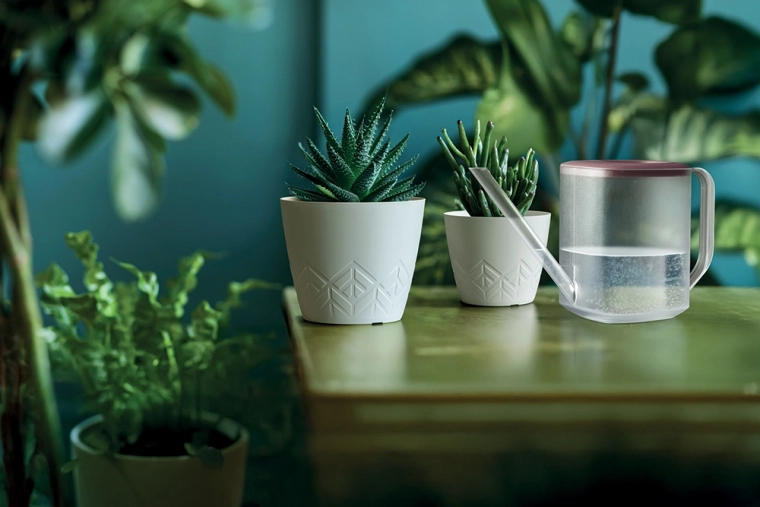 Lahek, a vzdržljiv material