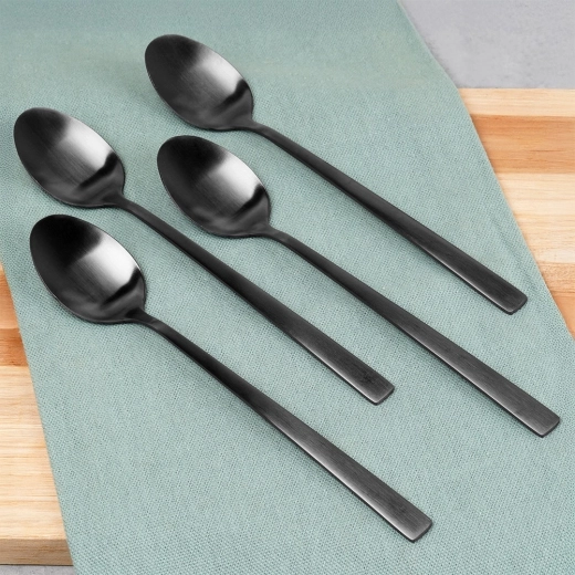 Moderna mat črna izvedba