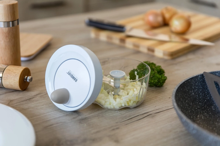 Prozorna posoda za nadzor