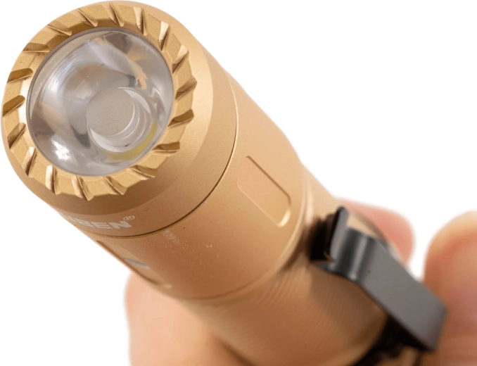 Zmogljiv in dolg domet