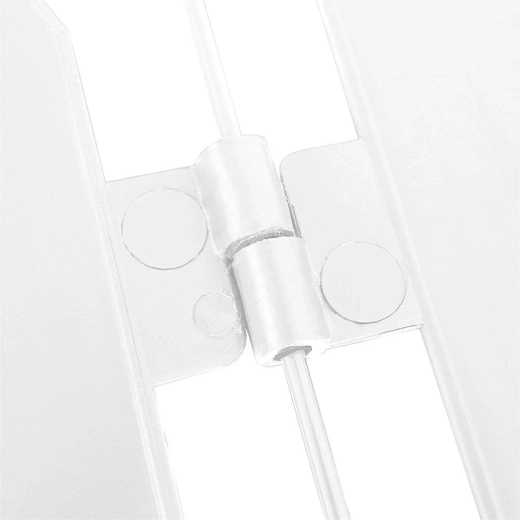 Vzdržljiv material s kovinskimi spojkami