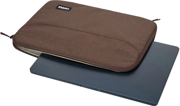 Etui po meri za MacBook Air 15"