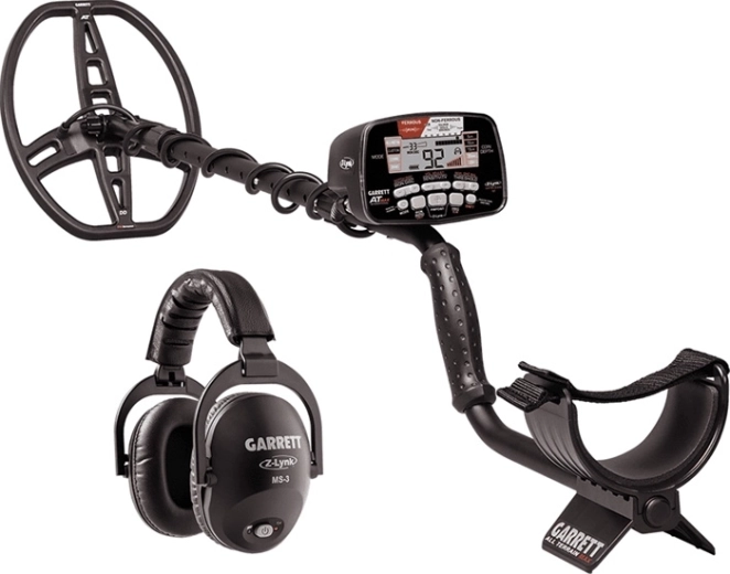 Garrett AT Max INTL detektor kovin s tuljavo 8,5" x 11"