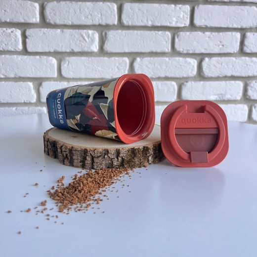 Wide mouth for easy filling and cleaning