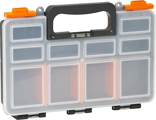 Organizator s 4 predali