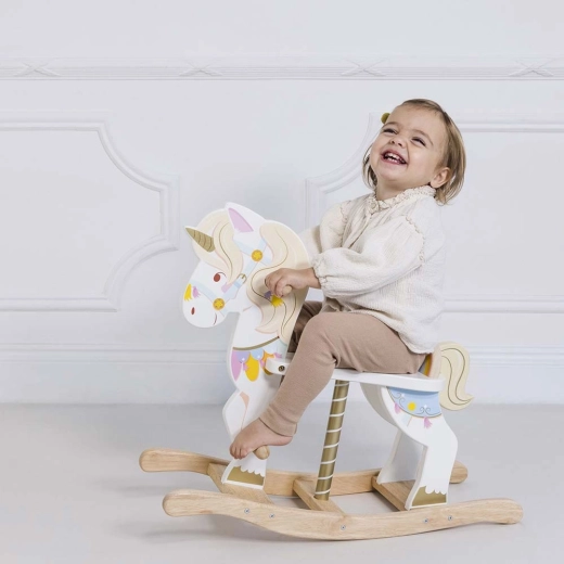 Supports balance and motor skills from 12 months