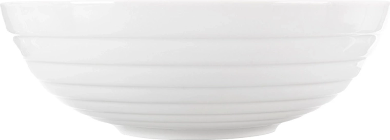 Eleganten bel porcelan z nežnim reliefom