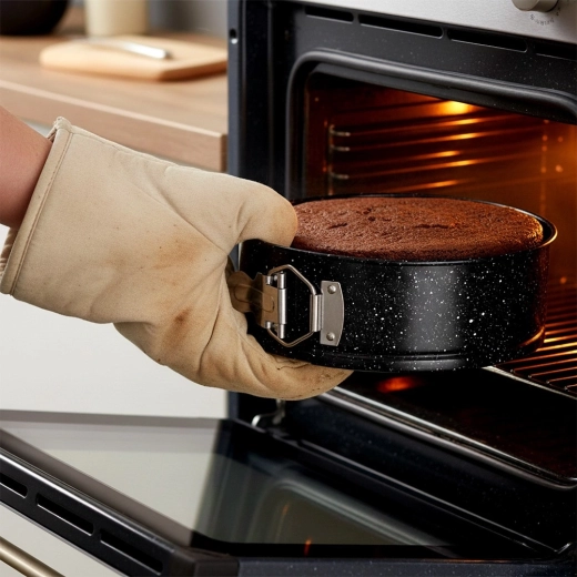 Zanesljivo pečenje do 230 °C