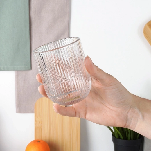 Enostavno vzdrževanje in odporno izvedbo