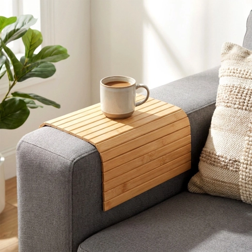 Stabilna površina za naslon kavča