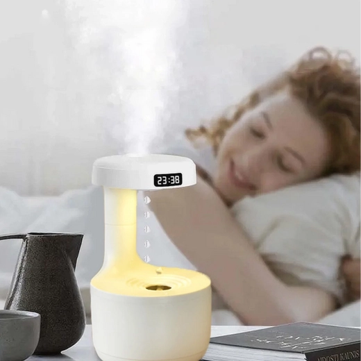 LED-zaslon in nočna lučka za udobno uporabo