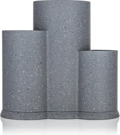 Universal holder for all types of knives