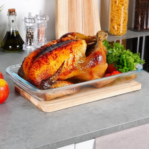 Univerzalna uporaba od peke do serviranja