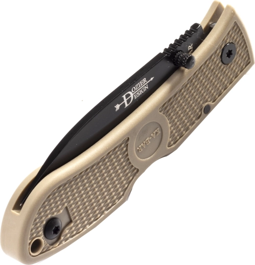 Zanesljivo jeklo AUS-8A s črnitvijo