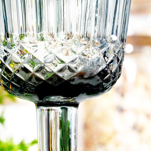 Odporno steklo in enostavno vzdrževanje