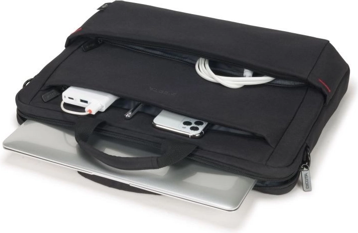 Well-designed compartments for accessories