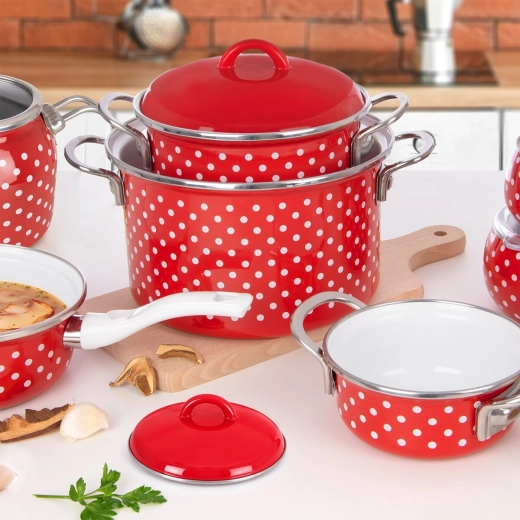 Universal accessory for compatible cookware