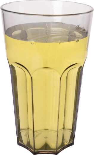 Velika prostornina 0,7 l za celodnevno hidracijo