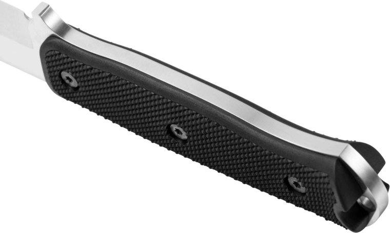 Trdna full-tang konstrukcija in zanesljiv oprijem