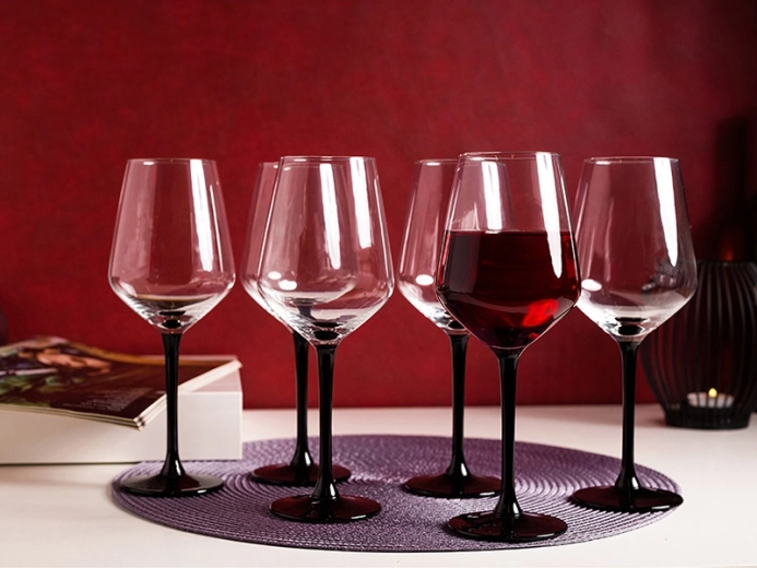 Čaša 370 ml za boljšo aromo rdečega vina