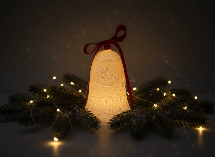 Eleganten keramični dizajn z reliefom