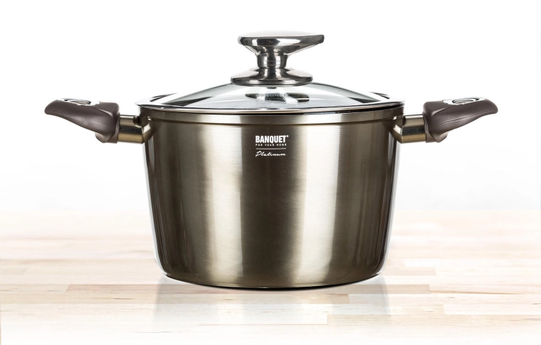 Popolnoma indukcijsko dno za hitro in enakomerno segrevanje