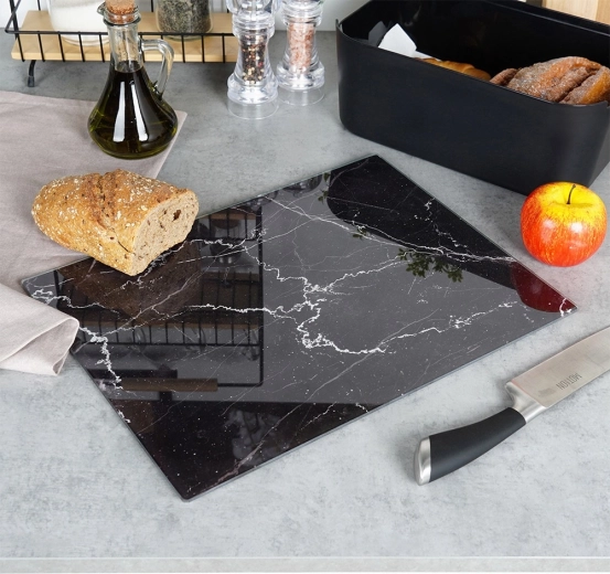 Varno rezanje zahvaljujoč nedrsečim nogicam