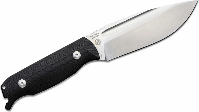 Comfortable G10 handle with lanyard hole