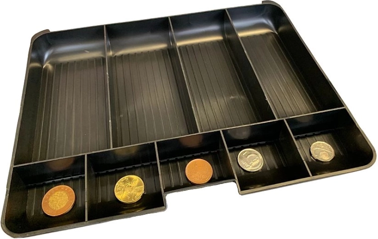 Praktičen predalček za kovance