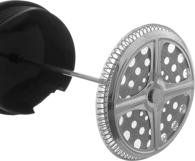 Fino cedilo za kristalno čist napitek