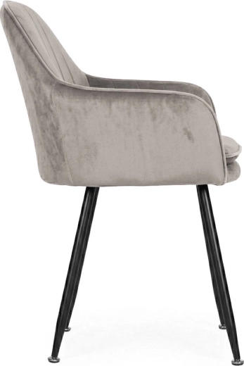 Velvet upholstery with an elegant look