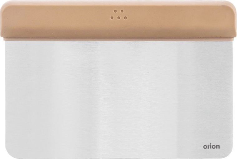 Odporno nerjavno rezilo in udoben oprijem