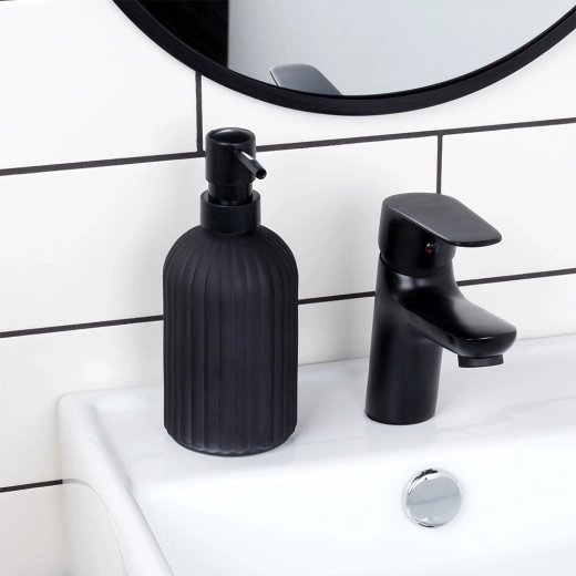 Univerzalna uporaba v kopalnici in kuhinji